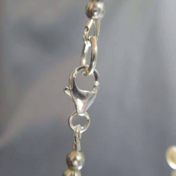 Peridot Pearl Necklace on Sterling Silver Chain - Picture 7 of 8